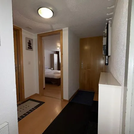 Apartmán Chalet-etage Mitten Im Dorf