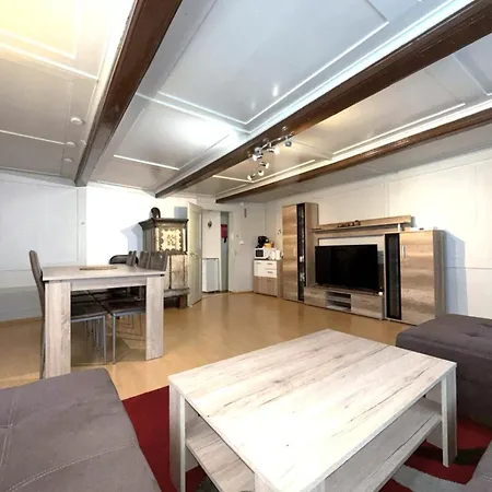 Chalet-etage Mitten Im Dorf * Leukerbad