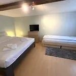 Chalet-etage Mitten Im Dorf * Leukerbad